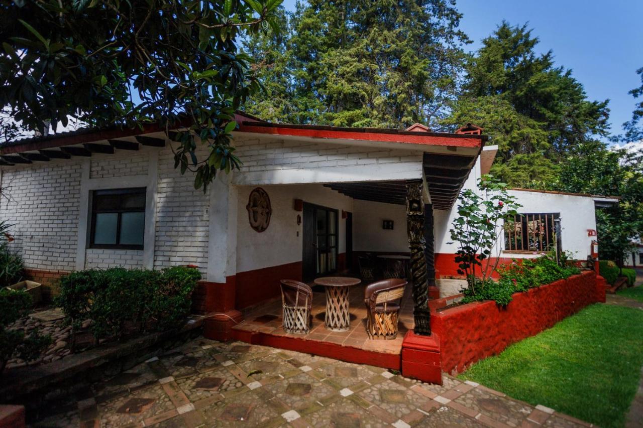 Lago Sol Hotel & Suites Tzintzuntzan Luaran gambar