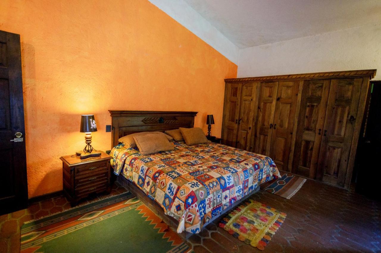 Lago Sol Hotel & Suites Tzintzuntzan Luaran gambar