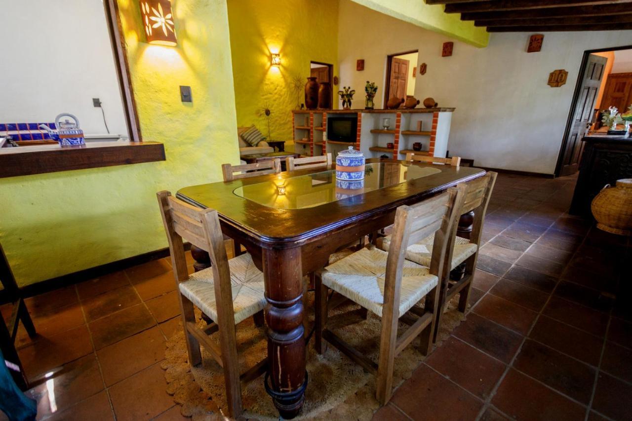 Lago Sol Hotel & Suites Tzintzuntzan Luaran gambar